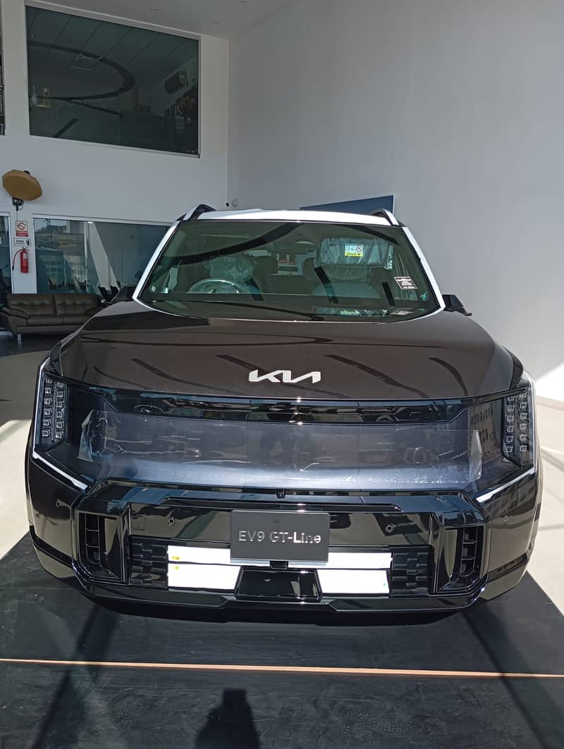 KIA EV9 GT Line 2025 0