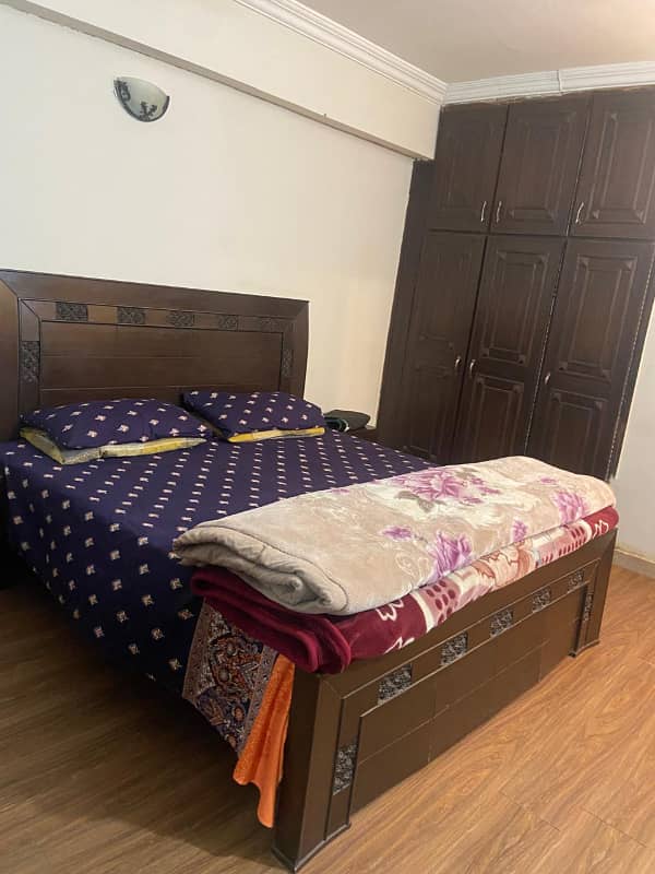 Sharing room available in F11 for rent 10