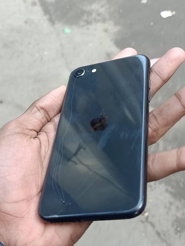 i phone se2022 64GB all ok 0