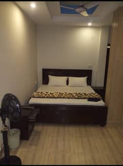 single bed room 2500 & double bed 3500 &weekly room available