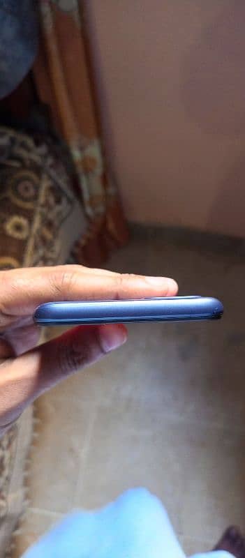 Realme C11  argent sell 5