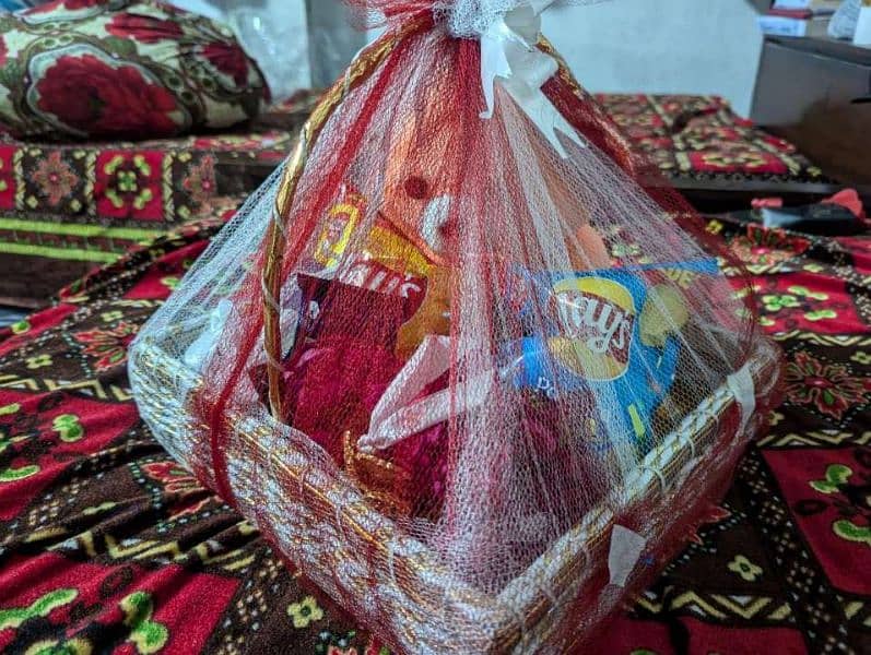 Gift Basket 0