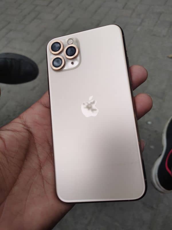 iphone 11pro 256 gb 7