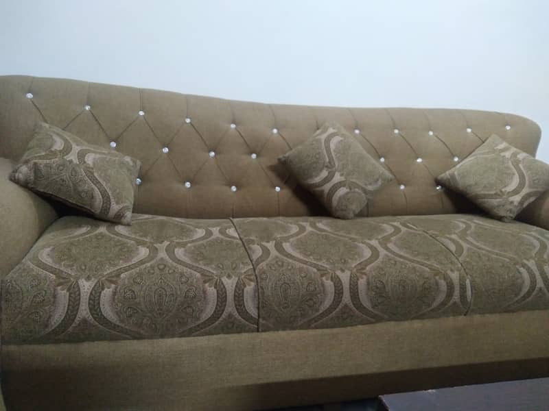 A sofa 6