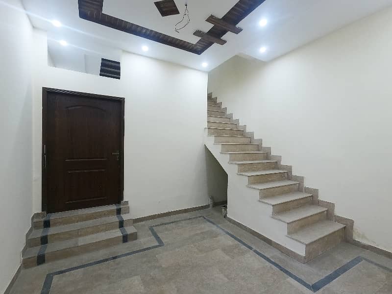 Perfect Prime Location 3 Marla House In Chungi Amar Sadhu For Sale 4