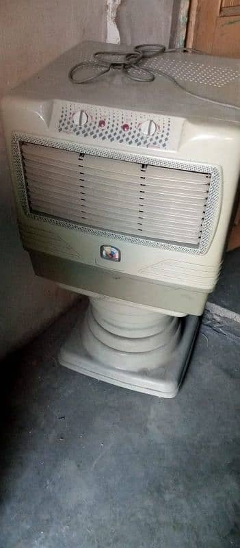 plastic body air cooler and stablizer 0