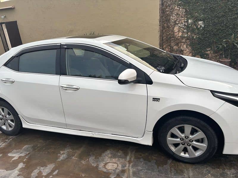 Toyota Altis Grande 2015 8