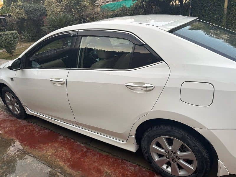 Toyota Altis Grande 2015 10