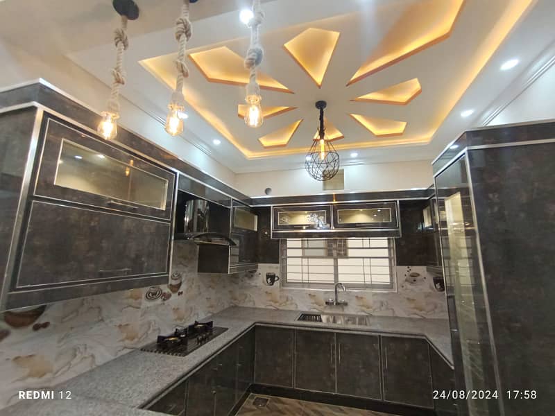 10 Marla Beautiful Lower Portion For Rent In Park View City Lahore 5