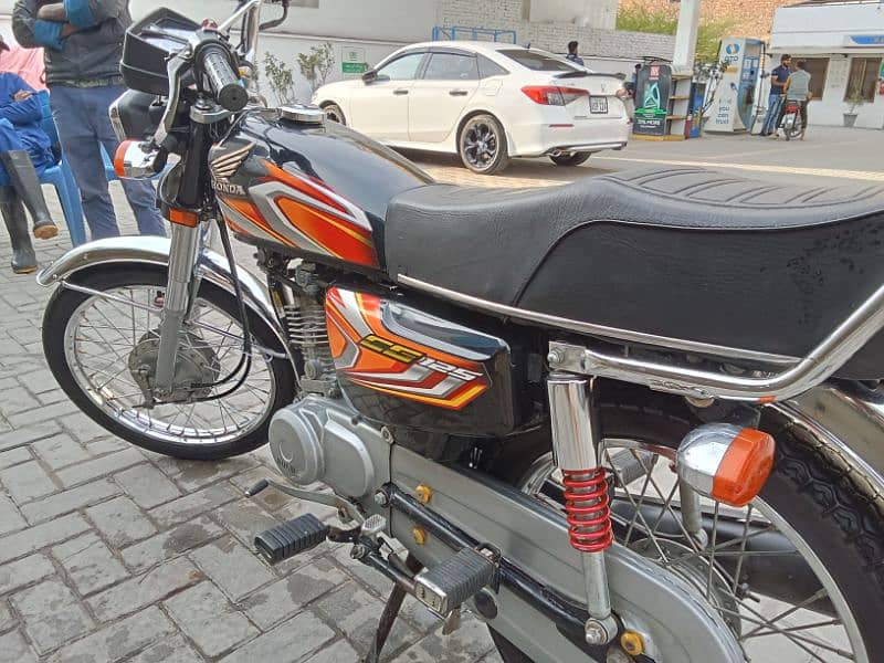 Honda 125cc 3