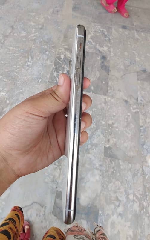 iPhone XS Max Non Pta water pack 10/10 1