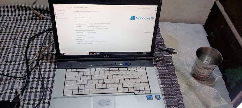 laptop 4 gb ram 300 hard disk 1