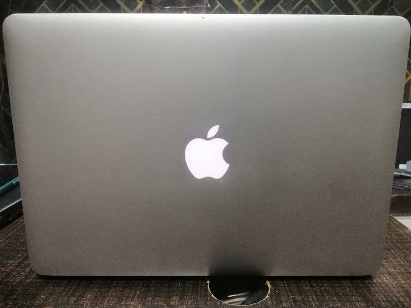 Apple Macbook Air 2014 | Slim machine | Laptop 0