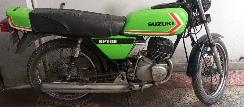 suzuki Gp 100 3