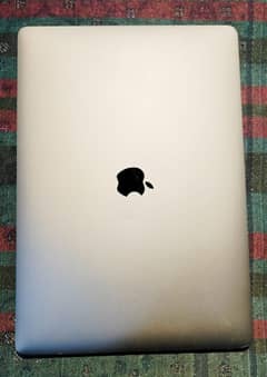 MacBook