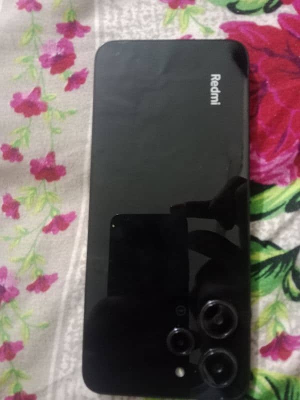 Redmi 12 fune 8gb ram 128 momry 10/8 condition ha 3