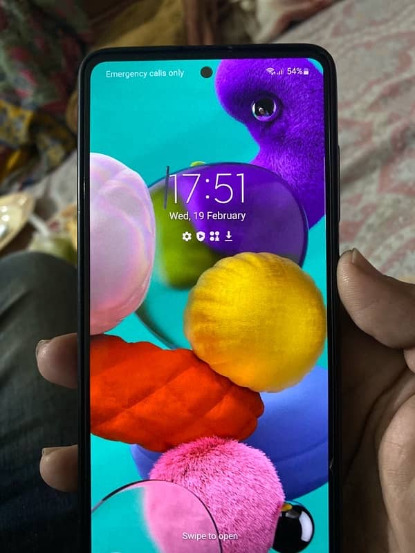 Samsung A51 6GB/128GB  Super amoled Display 5