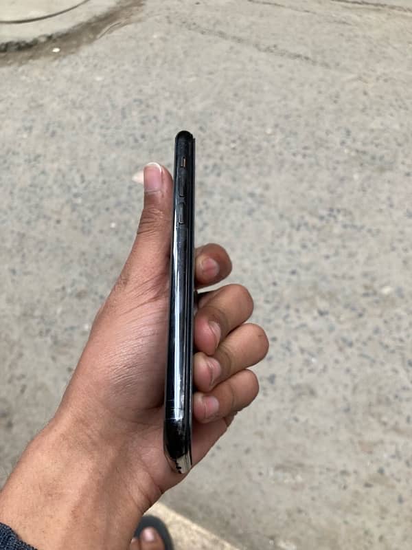 iphone 11 pro 6