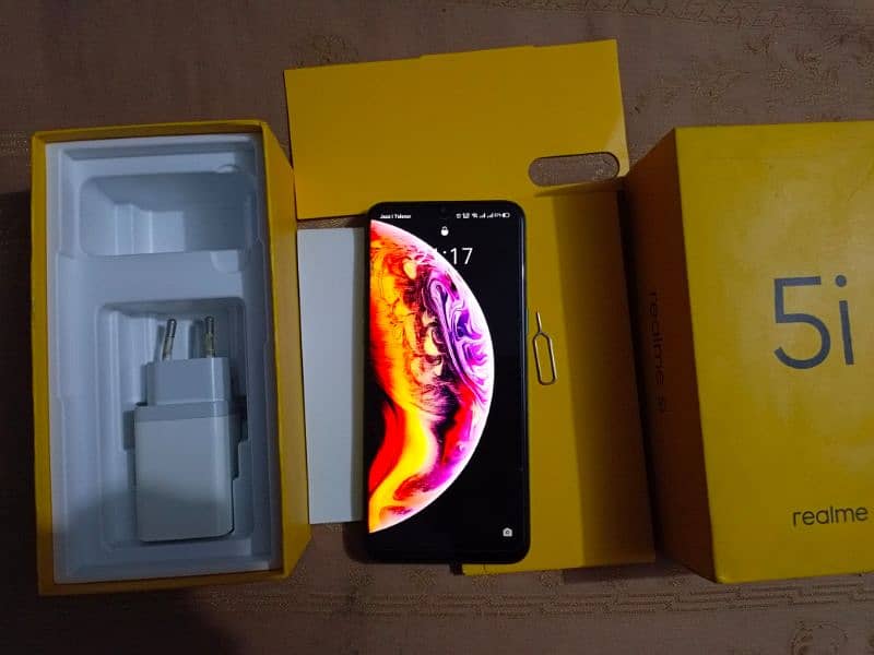 realme 5i for sale 4 64 with box and charger 0