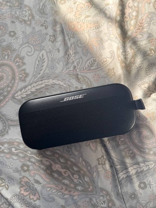 Bose Soundlink Flex 4