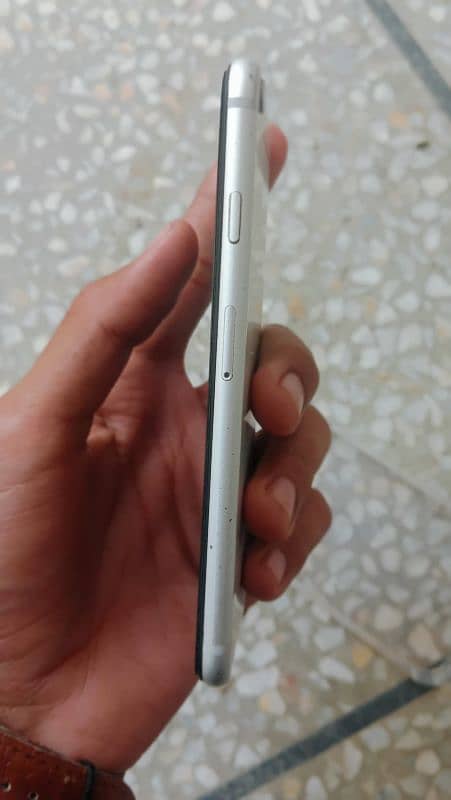 iphone 6 64 GB non PTA 3