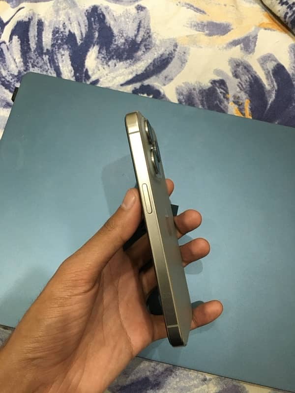 Iphone 15 Pro 256gb non pta 5