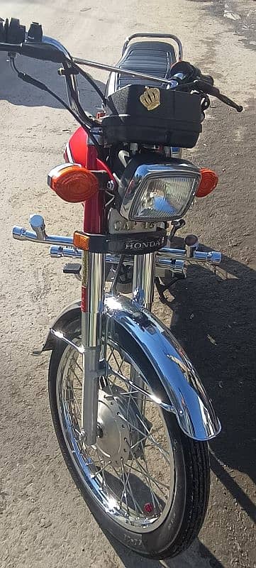 Honda cg 125 22 model golden number 2