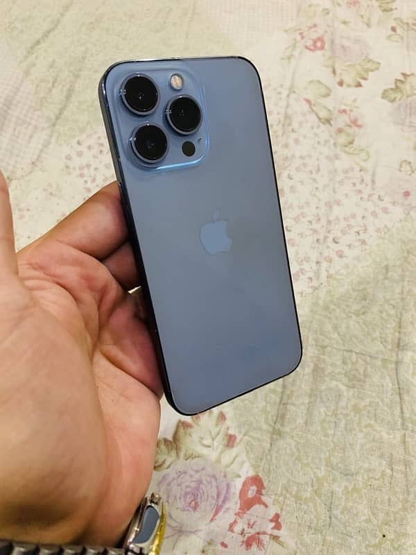 i phone 13 pro non pta factory unlock with box 1