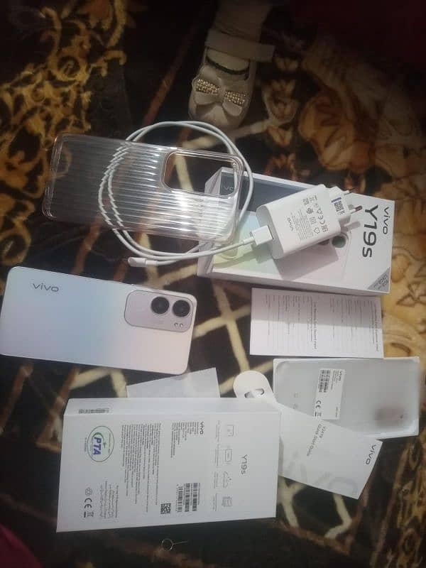 Vivo Y19S new with full box charger etc just 1 Month Used 7