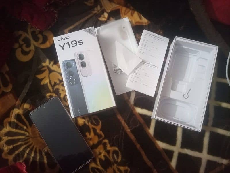 Vivo Y19S new with full box charger etc just 1 Month Used 9