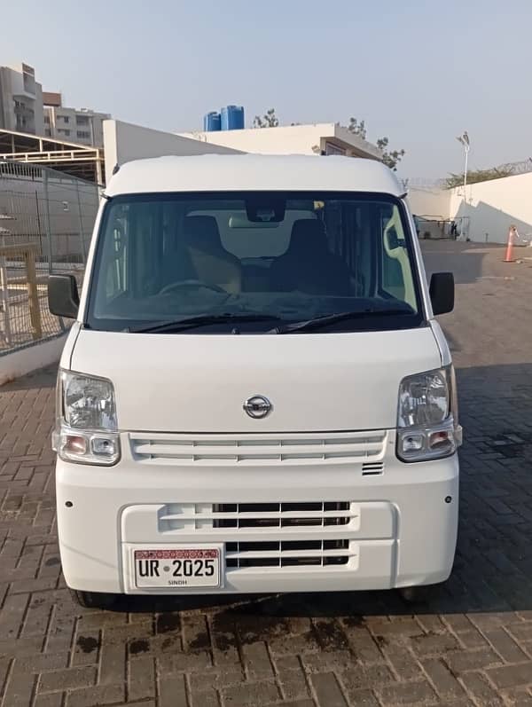 nissan clipper DX 2018/2024 unregistered grade R 1