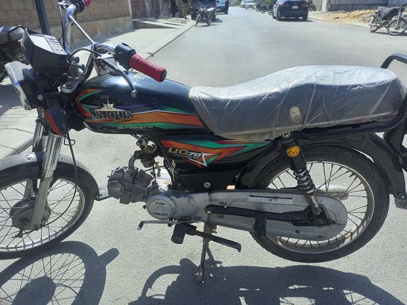 unique bike  for sale karachi number safoora chowrangi 1