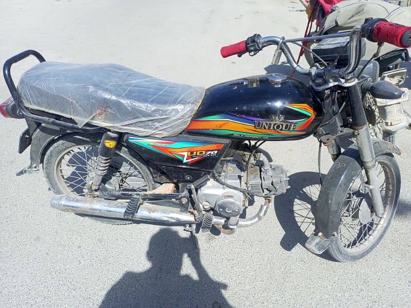 unique bike  for sale karachi number safoora chowrangi 7