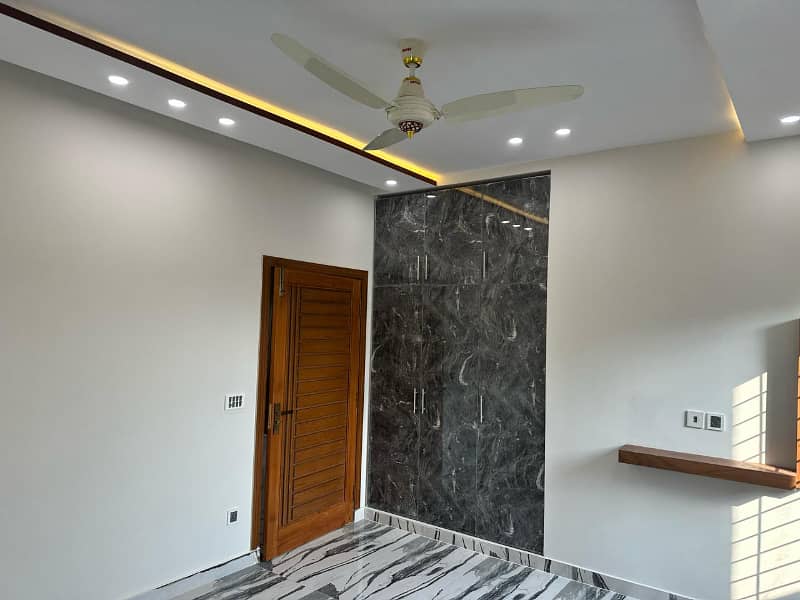 5 Marla Brand New House For Sale In Lake City Lahore 3