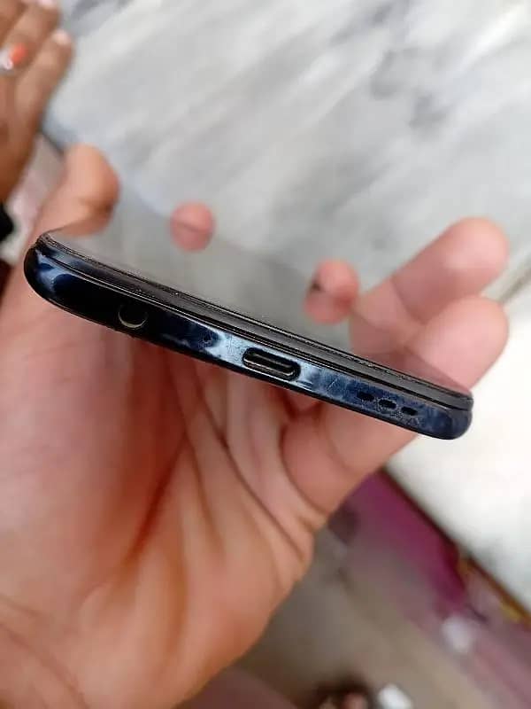 OPPO F15 0