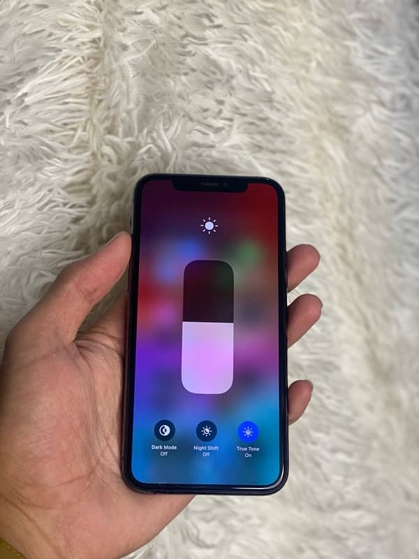 Iphone 11 Pro, Factory Unlock Available in Reasonable Price 4