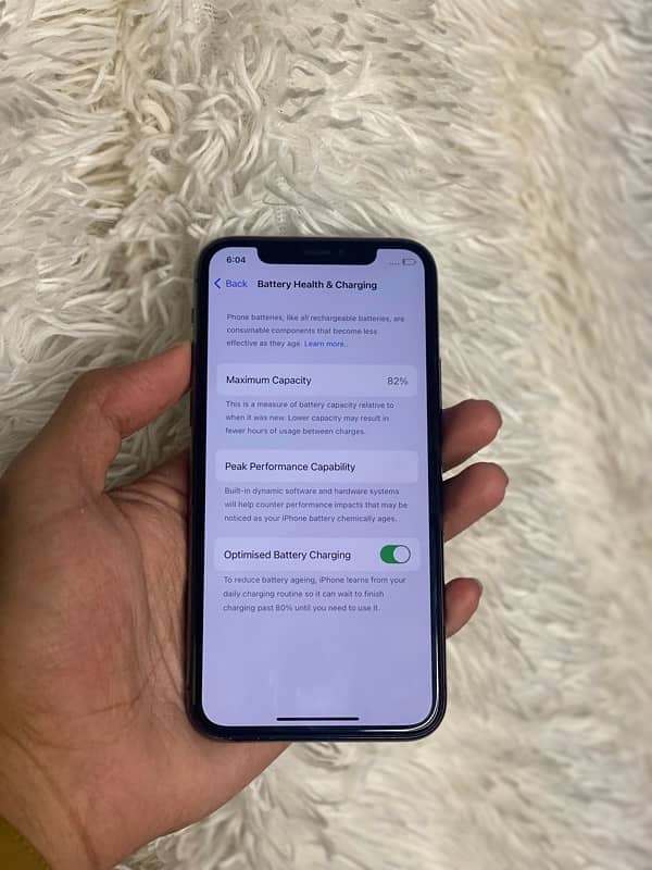 Iphone 11 Pro, Factory Unlock Available in Reasonable Price 5