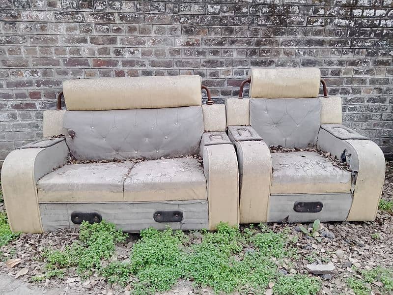 use  sofa set 2