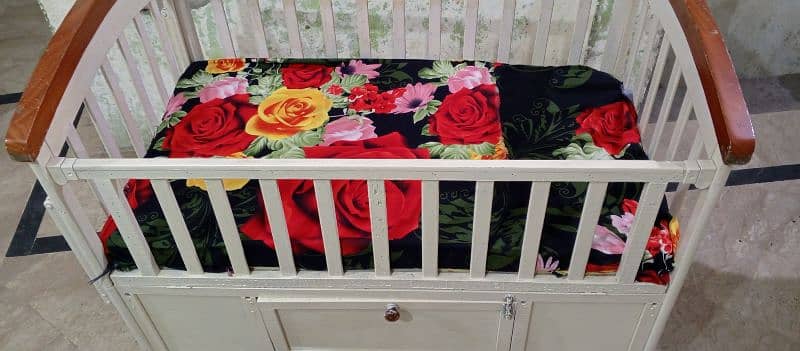 baby crib bed / baby cort / baby bed 0