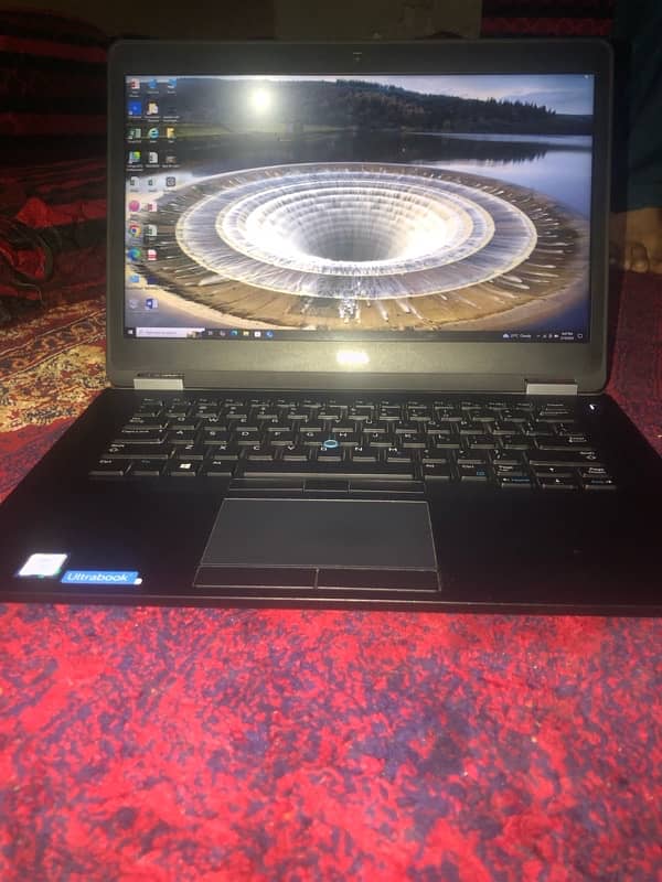 Dell Latitude E7470 Laptop 8