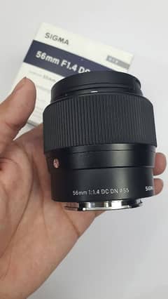 Sigma 56mm 1.4 just box open for Sony