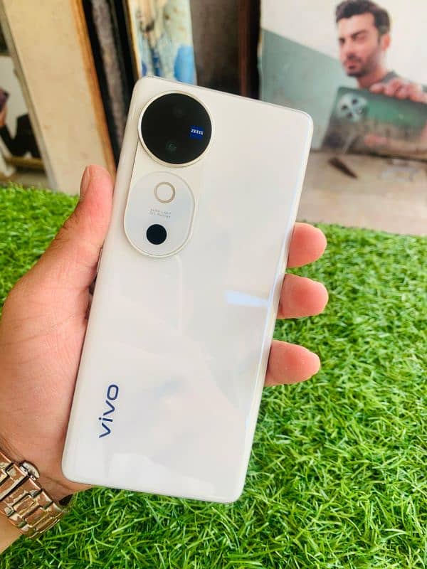 vivo v 40 5