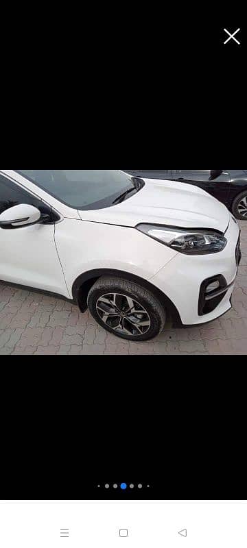 KIA Sportage 2022 FWD B 2 B Scratchless Urgent sale 7