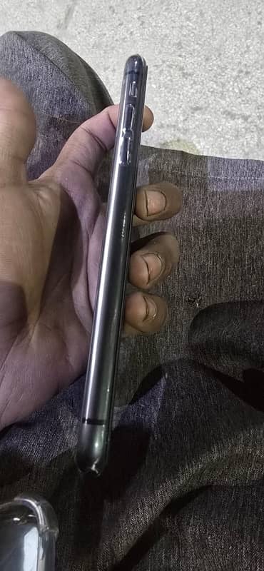 iPhone 11 water pack non PTA 2 months sim working All okay 1