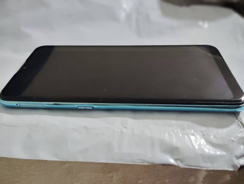 vivo s1 condition 10/10 memory 128 gb ram 4 gb 2