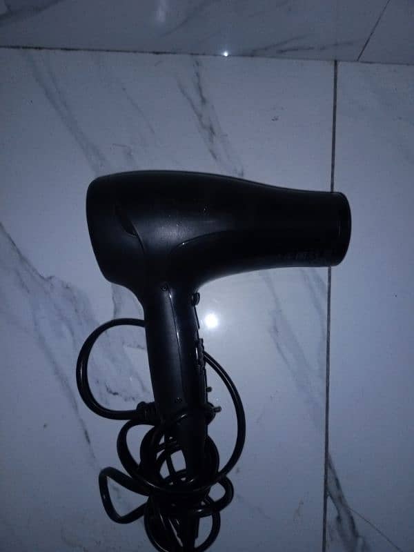 Remington D3010 hair dryer 2