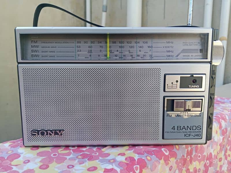 Sony 3 Band Radio ICF-J40 Made in Japan 0