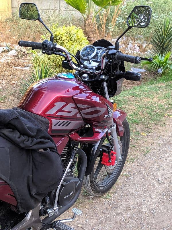 CB150F RED MODEL 2024 12 MONTH DEC UNREGISTERED 10