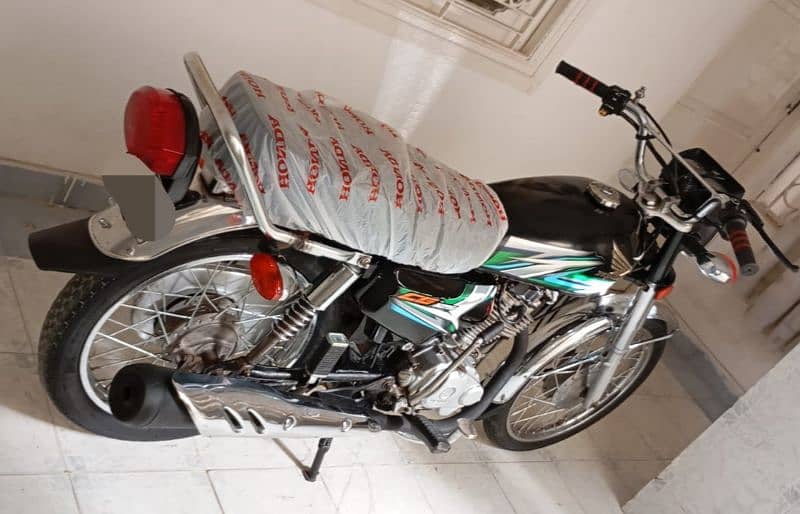 2023 Honda 125 Karachi Registered 2