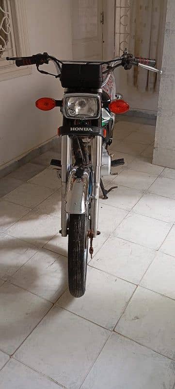 2023 Honda 125 Karachi Registered 10